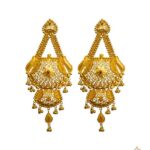 Enhance your look with 21k gold kaner dul from Chowdhury Gold. Shop our incomparable new kaner dul for your new favorite pair. The weight of this kaner dul is 12.05gm.