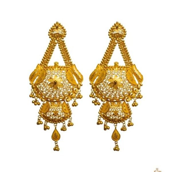 Enhance your look with 21k gold kaner dul from Chowdhury Gold. Shop our incomparable new kaner dul for your new favorite pair. The weight of this kaner dul is 12.05gm.