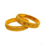 22k gold chur design. It is widely known as kadas or chur in Indian subcontinent. The screw and hinge mechanism will make it possible to fit most ladies wrists.Weight of this product would be only 27.83 gm.